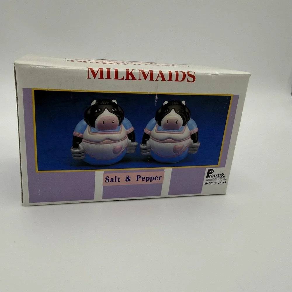Vintage Milk Carton and‎ Cow Salt And Pepper Shakers Set Anthropomorhic 1990s